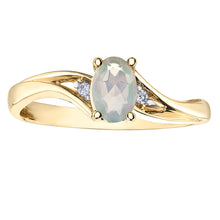 Load image into Gallery viewer, 060108 10KT Yellow Gold Opal &amp; 0.02CT TW Diamond Ring
