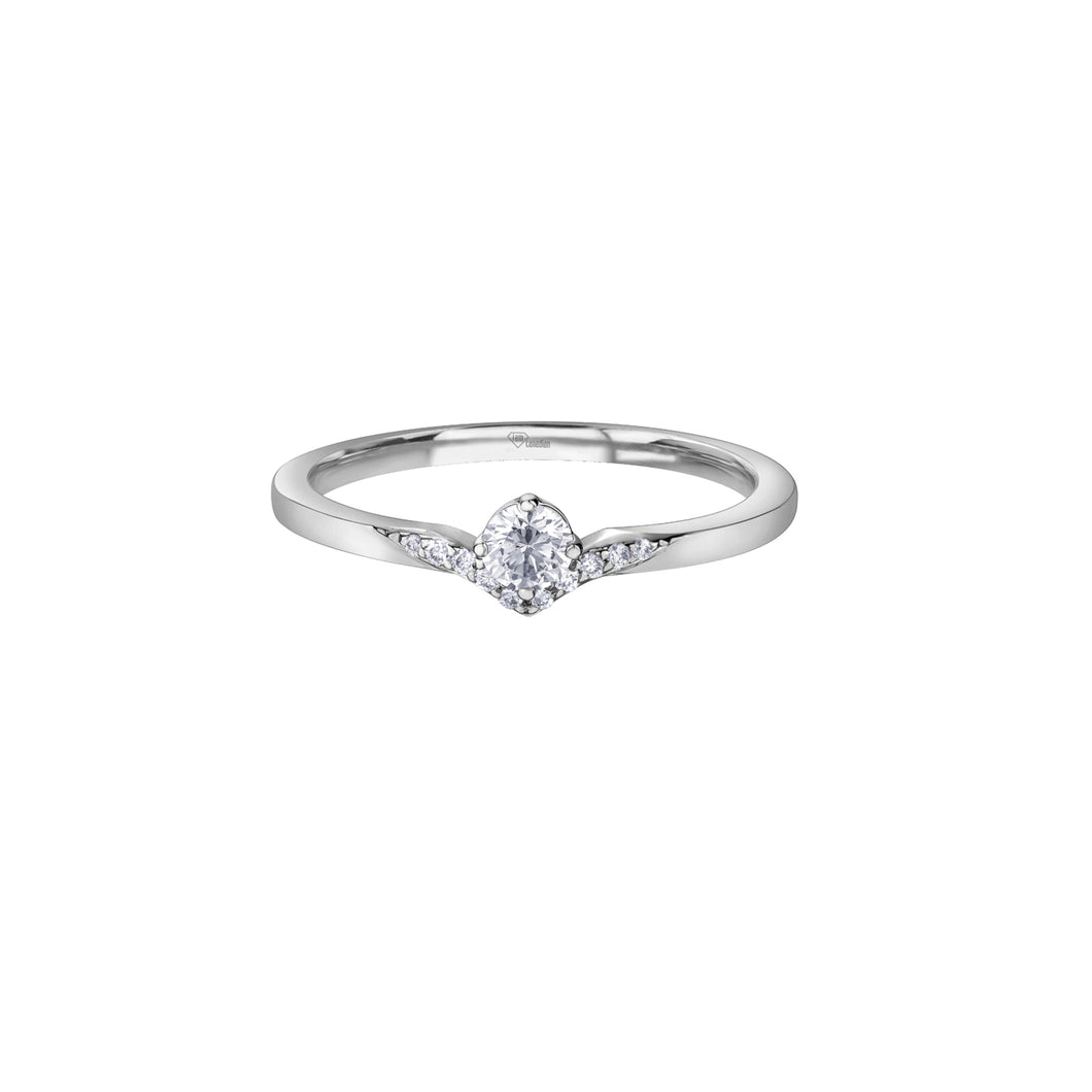 AM555W20 10KT White Gold .21CT TW Canadian Diamond Ring