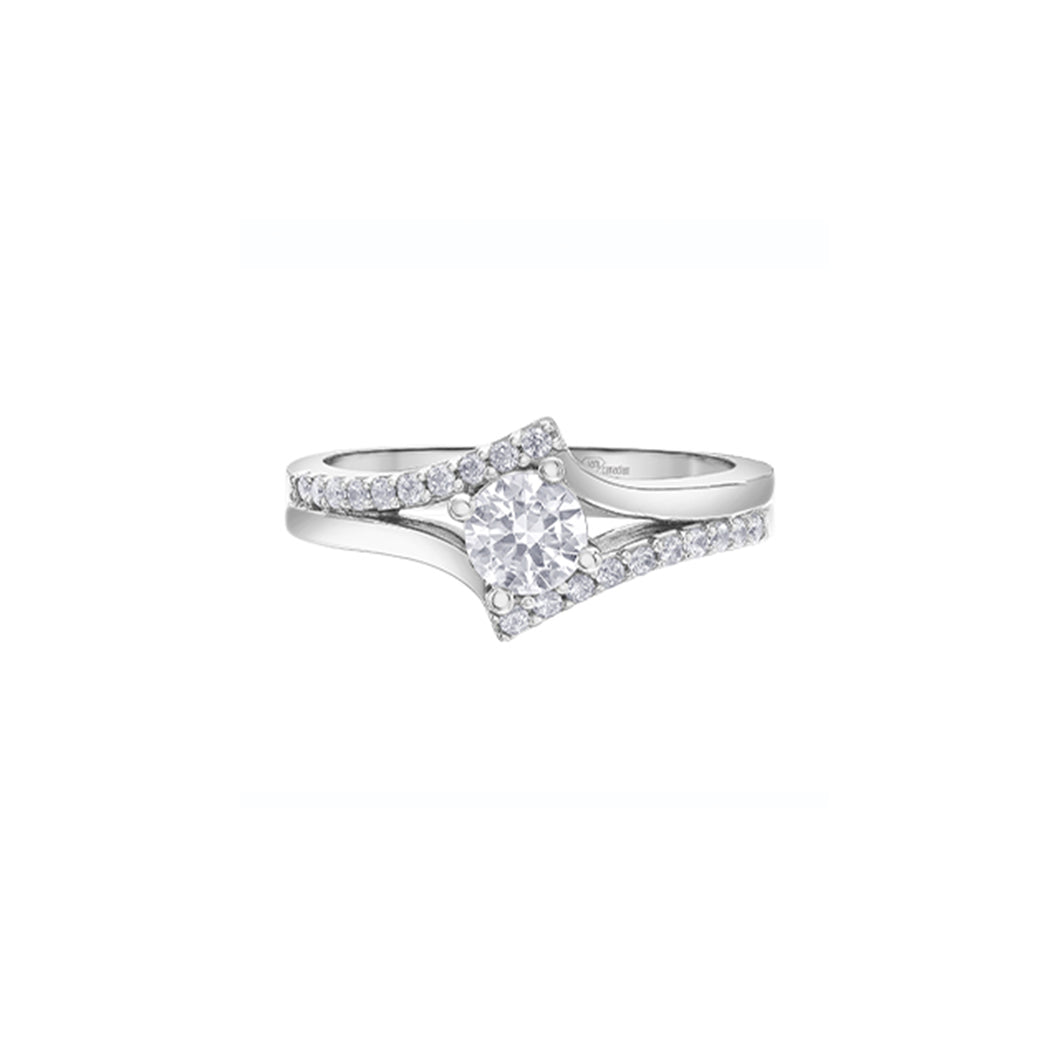 AM601 14KT White Gold .72CT TW Canadian Diamond Ring