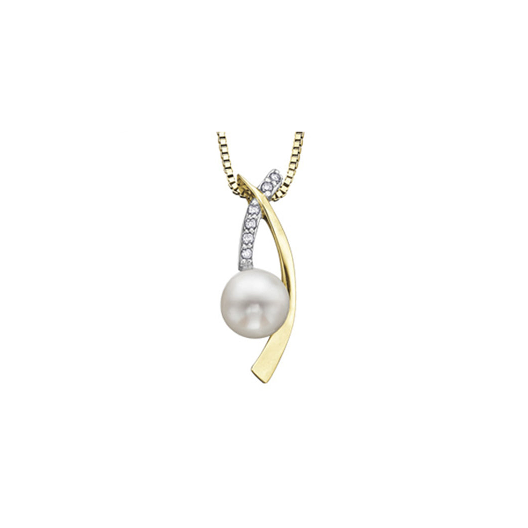 340966 10KT Yellow Gold Pearl & .03CT TW Diamond Pendant