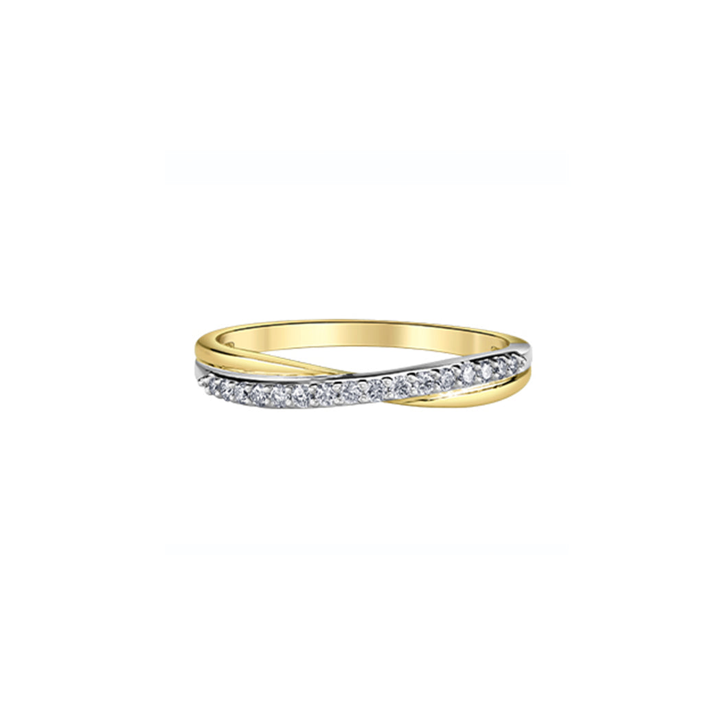030539 10KT Yellow Gold .15CT TW Diamond Ring
