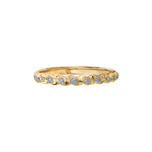 030385 OUT OF STOCK PLEASE ALLOW 3-4 WEEKS FOR DELIVERY 10KT Yellow Gold & 0.08CT TW Diamond Ring