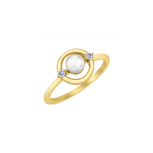 ML938 10KT Yellow Gold Pearl & Canadian Diamond Ring