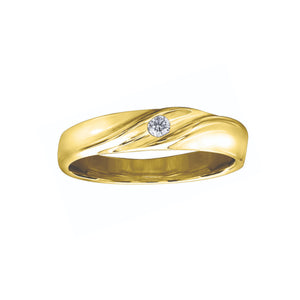 90D00L OUT OF STOCK PLEASE ALLOW 3-4 WEEKS FOR DELIVERY Solid 10KT Yellow Gold .06CT TW Canadian Diamond Ring