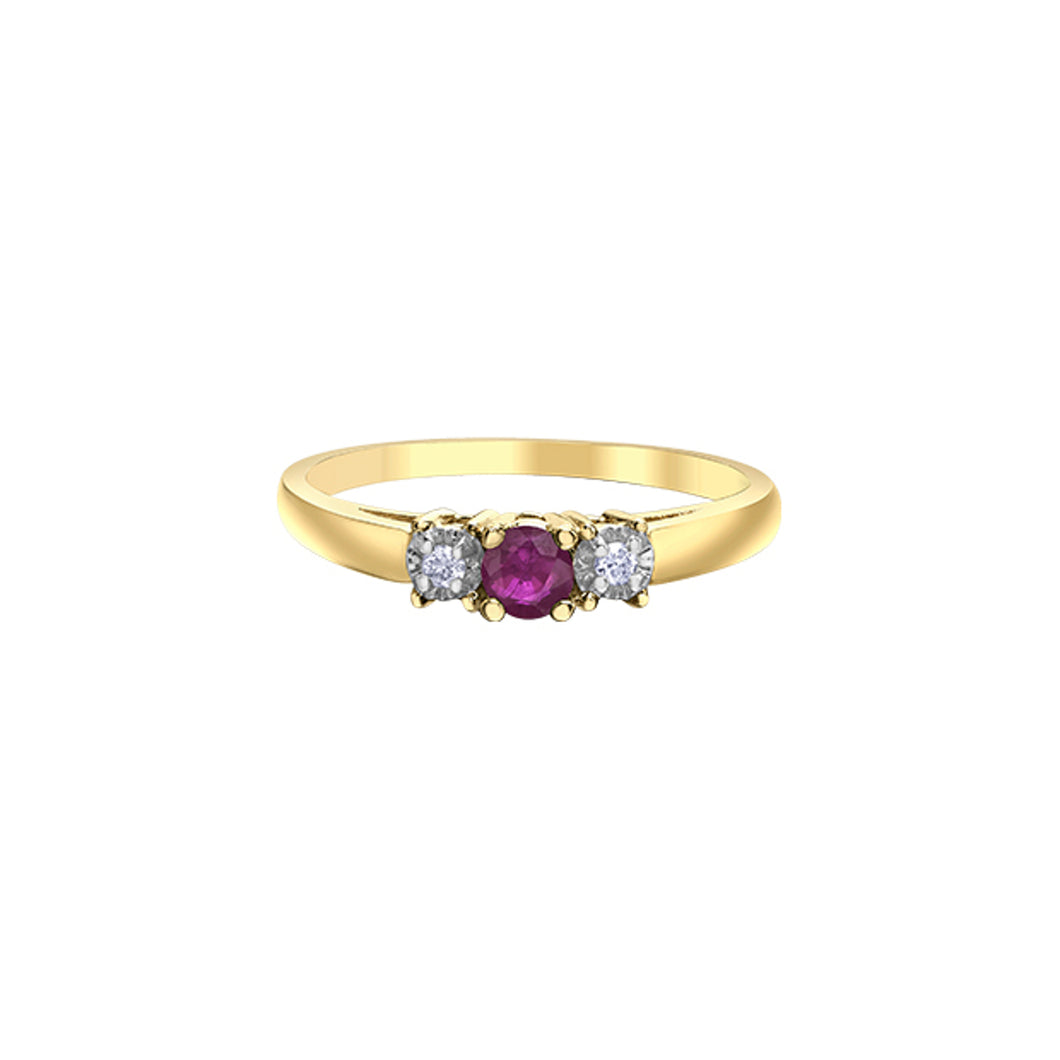 060172 10KT Yellow Gold Ruby & .04CT TW Diamond Ring